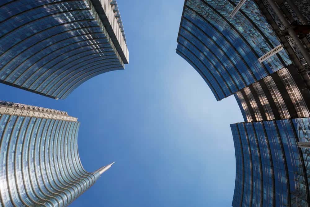 Two buyers, one market: who is actually buying in Dubai right now
