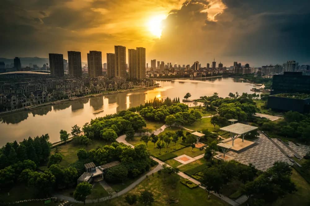 Dubai price cooldown: why smart investors buy in now