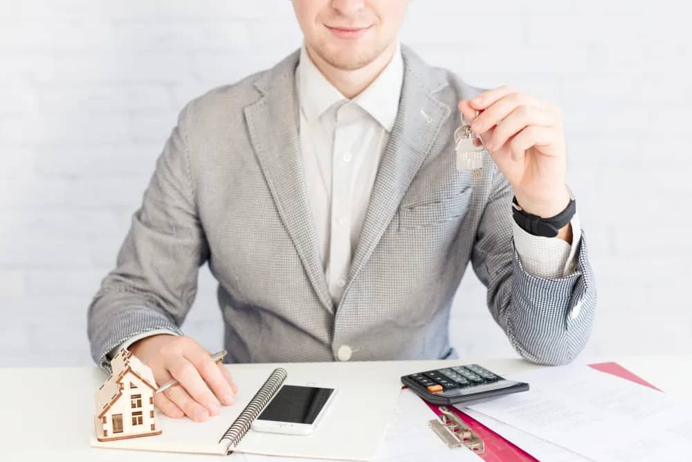 Dubai property service charges: a benchmark by community type